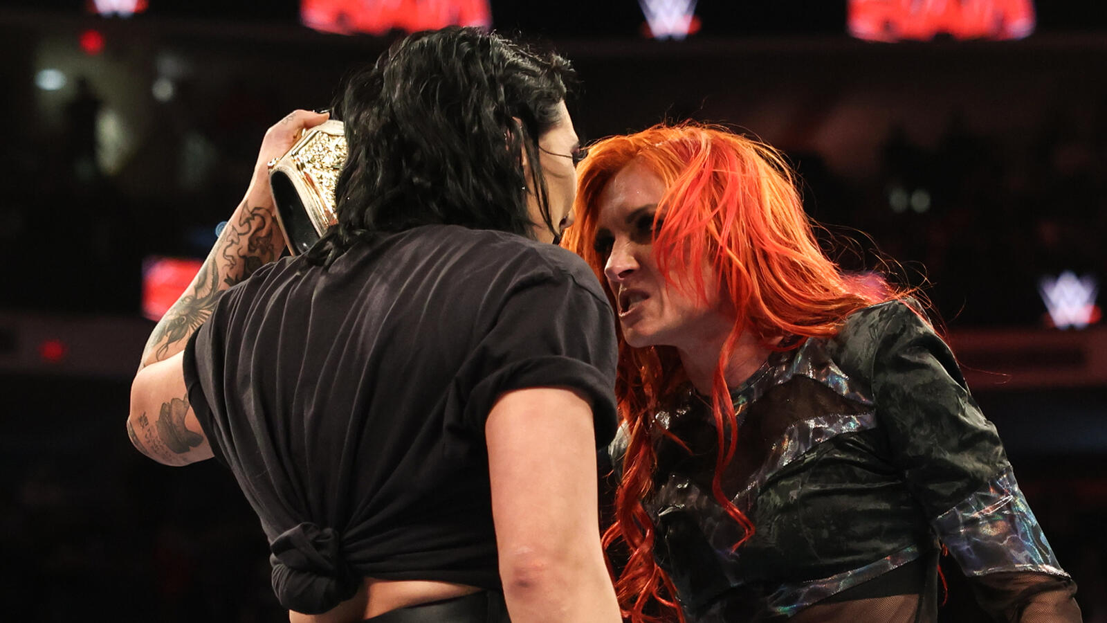 WWE Raw Results – 3/18/24 (Intercontinental WrestleMania Title match  contract signing, Last Woman standing match) - WWE News, WWE Results, AEW  News, AEW Results