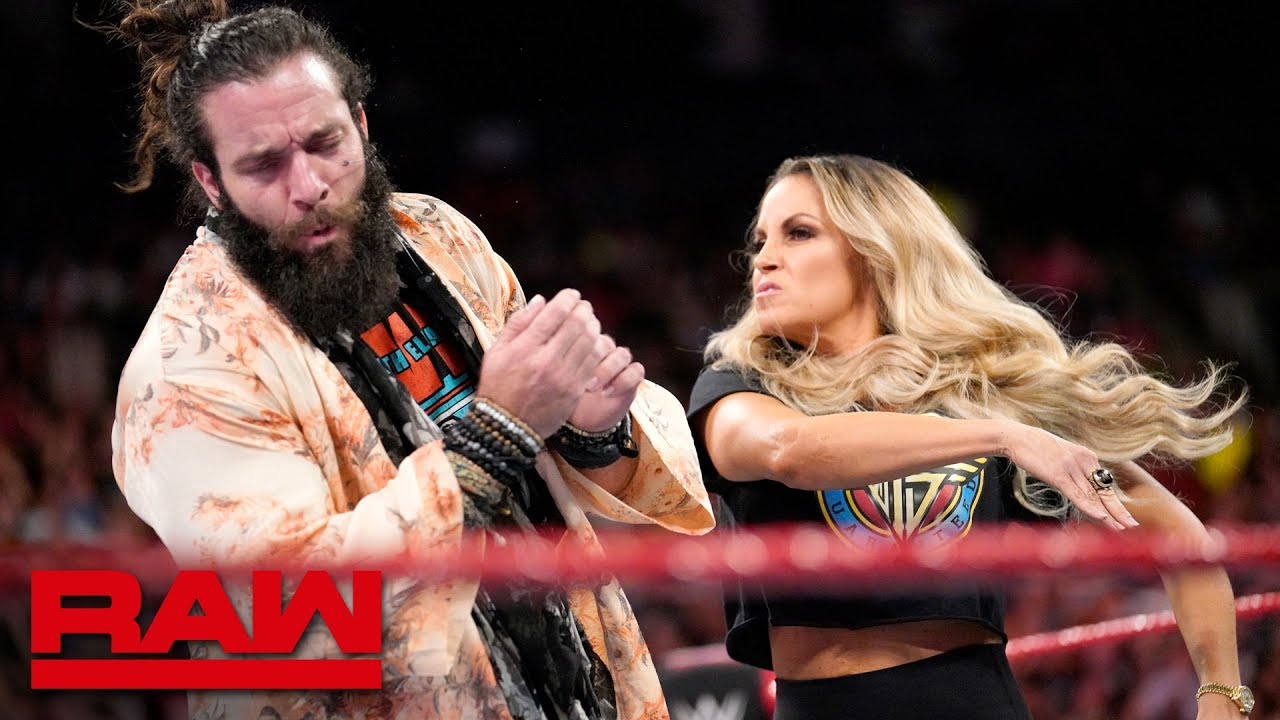 Video: Trish Stratus returns to RAW on Monday night in Toronto, Confronts  Elias in segment - WWE News, WWE Results, AEW News, AEW Results