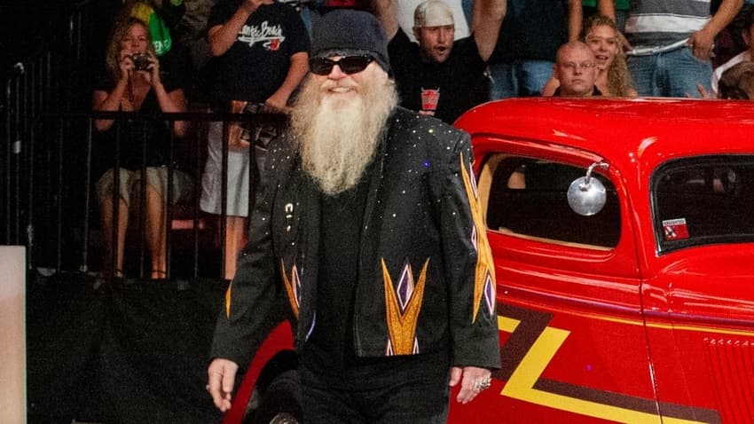 WWE pays tribute to ZZ Top’s Dusty Hill