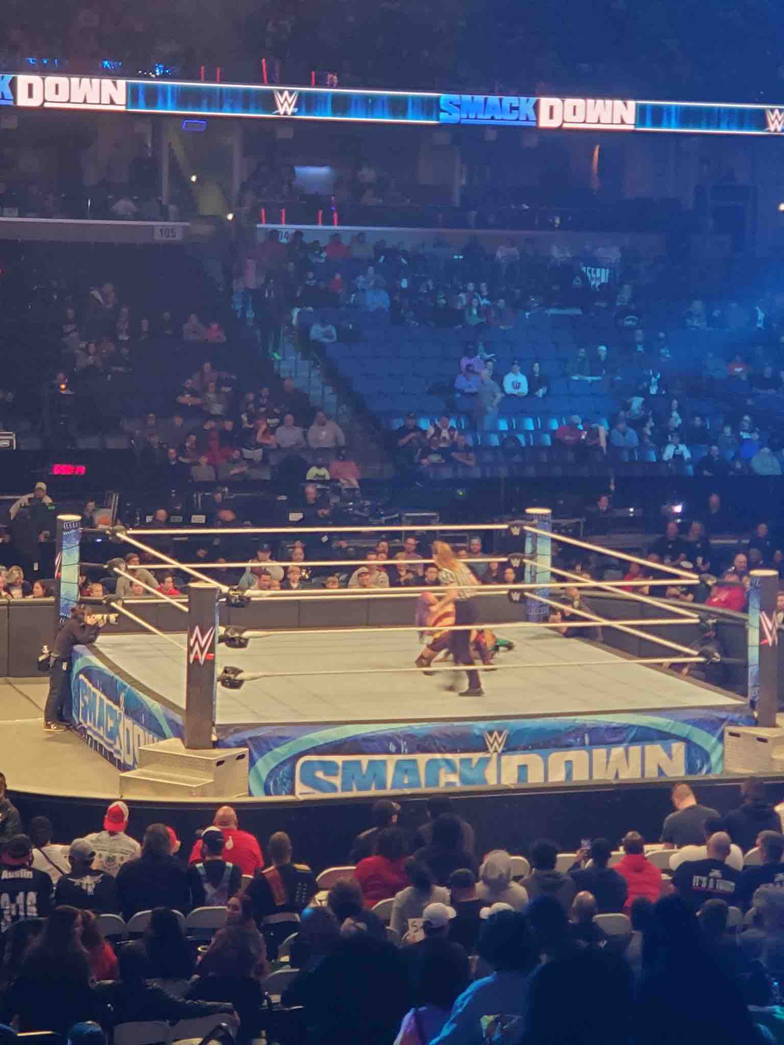 Fan On-Site Report From Friday night's WWE SmackDown In Memphis - WWE ...