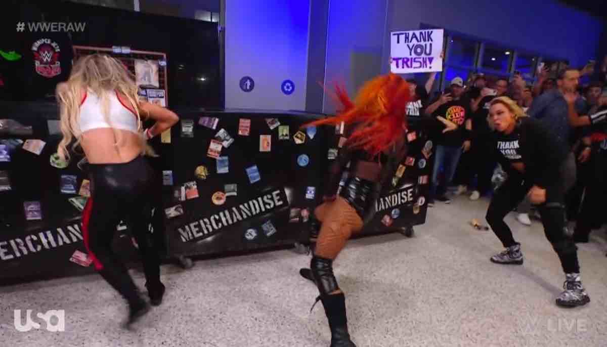 You don't stand a chance – WWE Superstar warns Becky Lynch ahead of her  Steel Cage Match against Trish Stratus