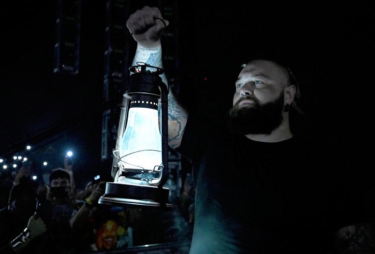 Show ends with tribute to Bray Wyatt - WWE SmackDown 8/25/2023