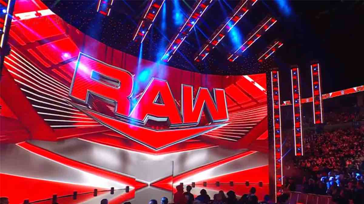 There is reportedly talk of WWE Raw possibly moving to another night