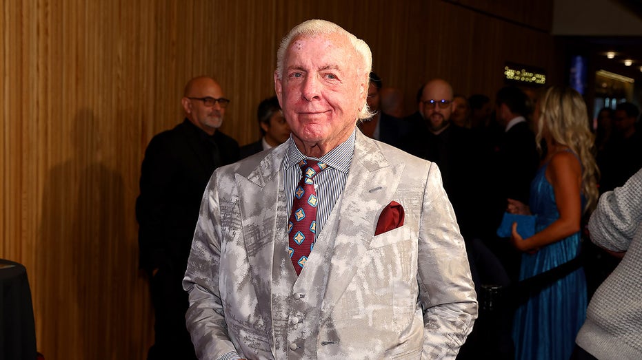 Ric Flair Signs Multi Year Deal With Aew “wooooo Energy” Exclusive Energy Drink Of Aew Wwe